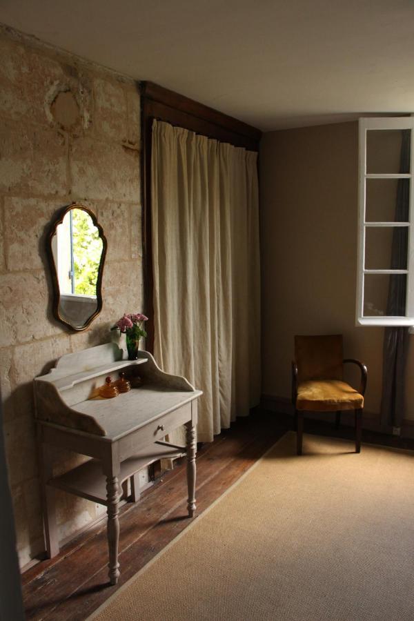 Grange Bleuet Bed and Breakfast Aubeterre-sur-Dronne Esterno foto