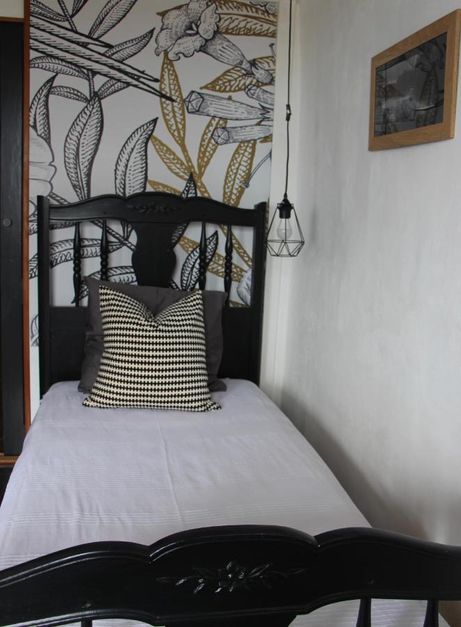 Grange Bleuet Bed and Breakfast Aubeterre-sur-Dronne Esterno foto