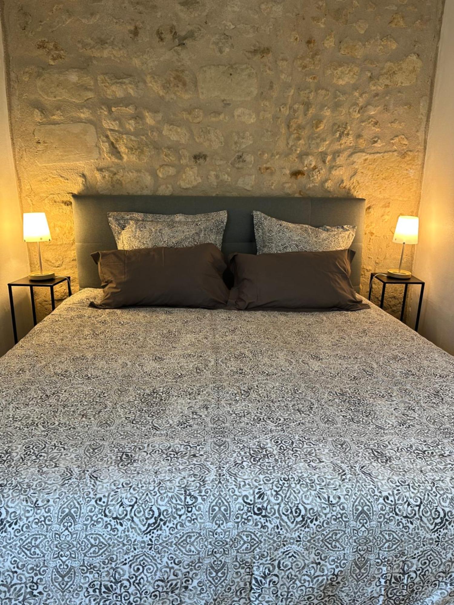 Grange Bleuet Bed and Breakfast Aubeterre-sur-Dronne Esterno foto